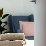 Goodhome - Sea Towers Lejlighed