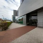 Goodhome - Sea Towers Lejlighed *