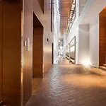 Goodhome - Sea Towers Lejlighed