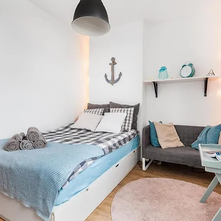 Goodhome - Sea Towers Apartment *