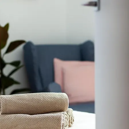 Goodhome - Sea Towers Apartment