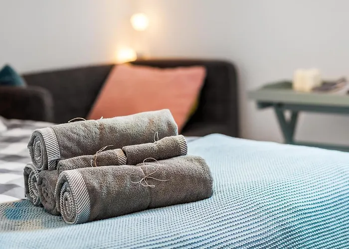 Goodhome - Sea Towers Apartament